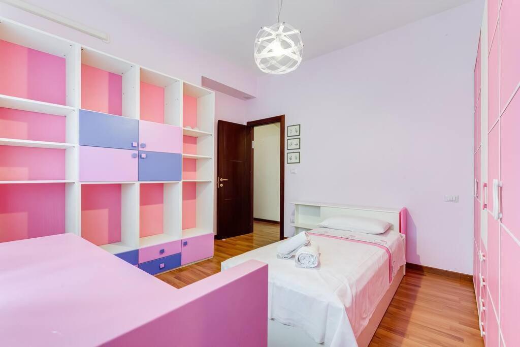 Exclusive Apartment In Eur Lake Ρώμη Εξωτερικό φωτογραφία