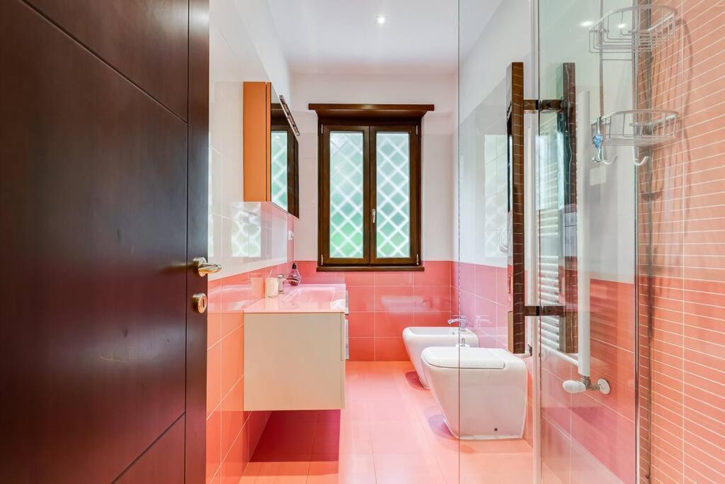 Exclusive Apartment In Eur Lake Ρώμη Εξωτερικό φωτογραφία