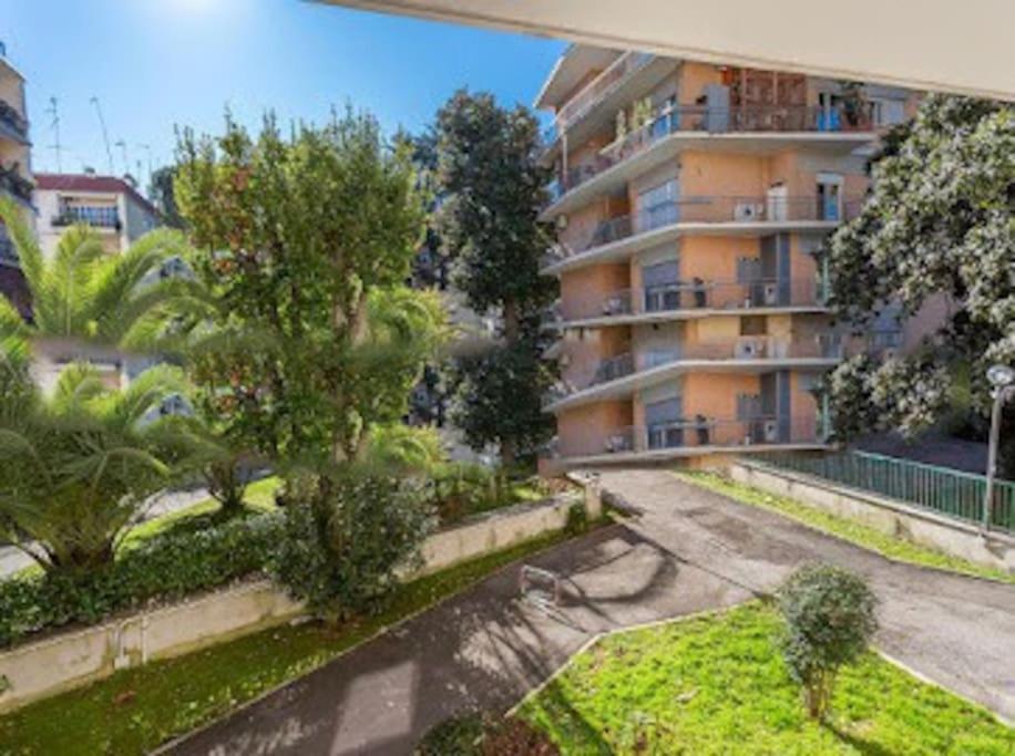 Exclusive Apartment In Eur Lake Ρώμη Εξωτερικό φωτογραφία