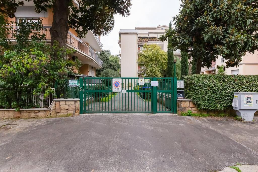 Exclusive Apartment In Eur Lake Ρώμη Εξωτερικό φωτογραφία