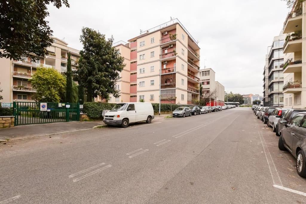 Exclusive Apartment In Eur Lake Ρώμη Εξωτερικό φωτογραφία