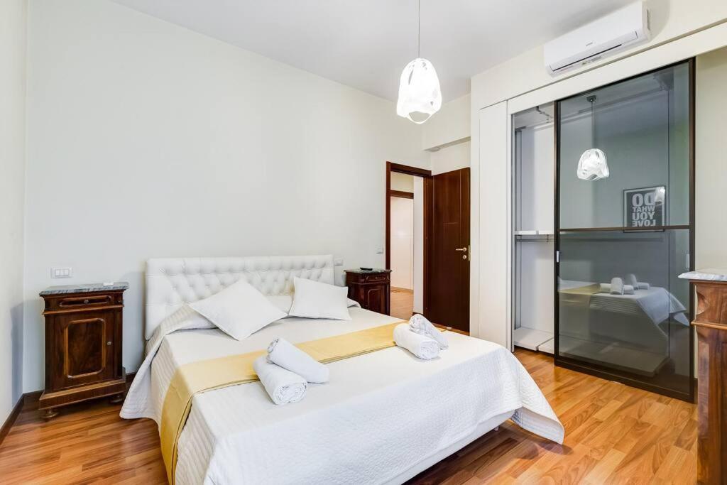 Exclusive Apartment In Eur Lake Ρώμη Εξωτερικό φωτογραφία